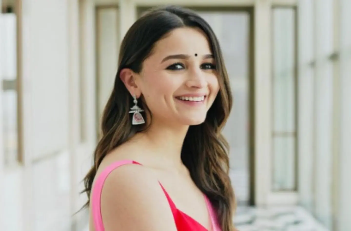 Alia Bhatt's Closet: 10 Ethnic Looks to Emulate